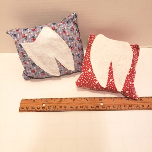 2 Handmade Tooth Fairy Pillows, Blue and Red - Picture 2 of 4